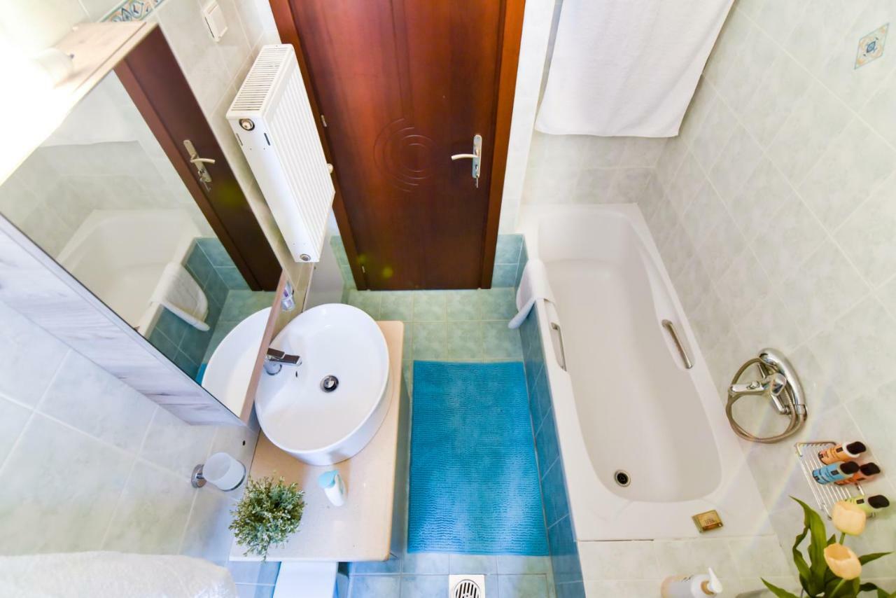 Eleni Luxury Apartment เปรเวซา ภายนอก รูปภาพ